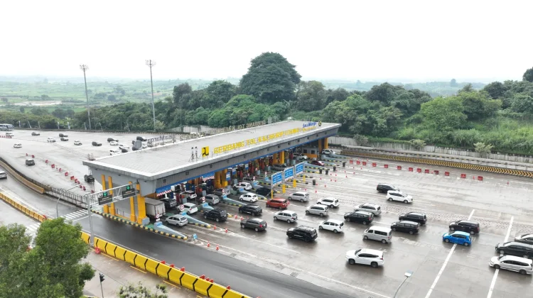 Tips Aman Berkendara di Jalur One Way dan Contra Flow saat Mudik Lebaran