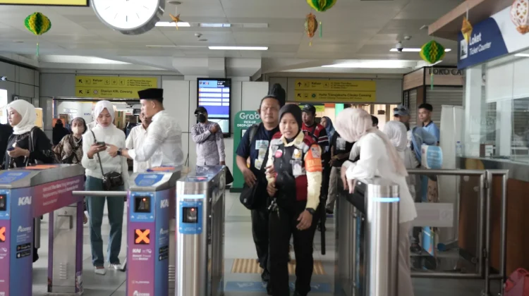 Pengguna LRT Jabodebek Naik 79 Persen pada Libur Lebaran 2026