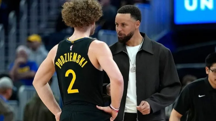 Cedera Membaik, Stephen Curry Siap Bangkit Bersama Warriors