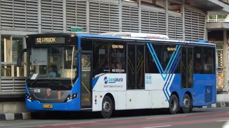 Simak Jadwalnya, Transjakarta Beroperasi hingga tengah Malam Maret Ini