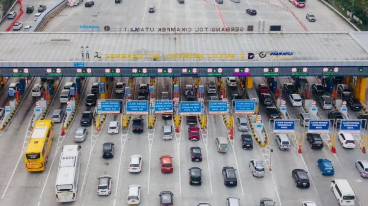JTT Optimalkan Operasional GT Cikatama Sambut One Way Arus Balik