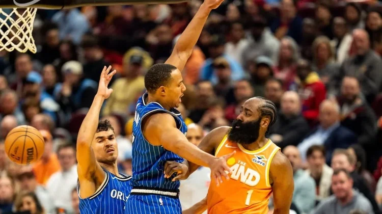 Cavaliers Tumbangkan Magic 136-131 dalam Laga Sengit