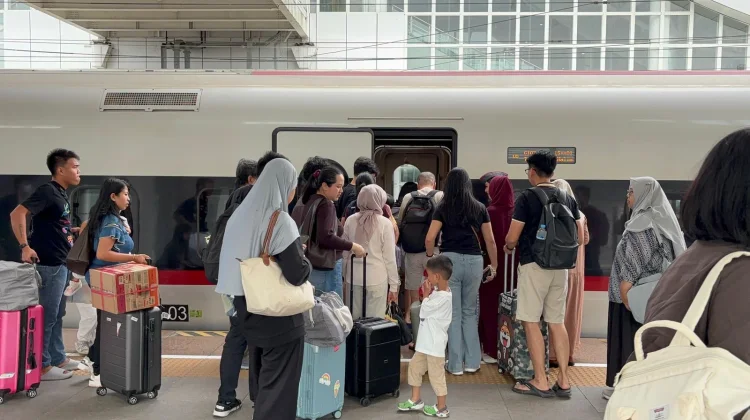 Arus Balik Lebaran, Penumpang Whoosh Didominasi Arah Bandung–Jakarta