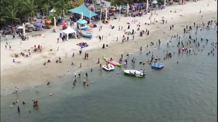 Wisata Ancol Masih Ramai Pengunjung walau Cuti Bersama Telah usai