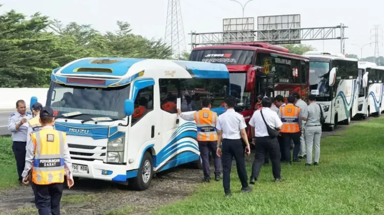 Pengguna Angkutan Umum Naik 11,11 Persen hingga H+3 Lebaran