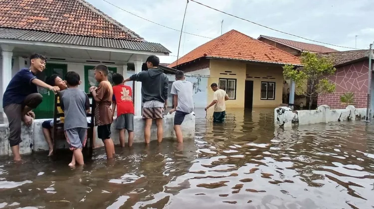Banjir di Beji Pasuruan Mulai Surut namun Dampak Meluas