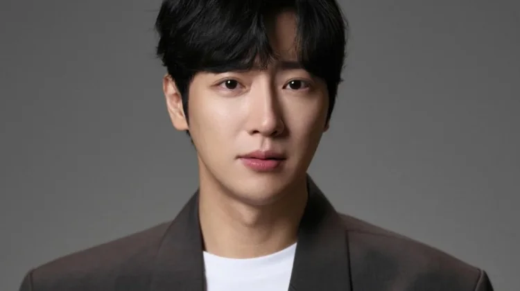 Lee Sang Yeob Resmi Gabung dalam Deretan Pemeran Drakor Terbaru ‘Dream to You’