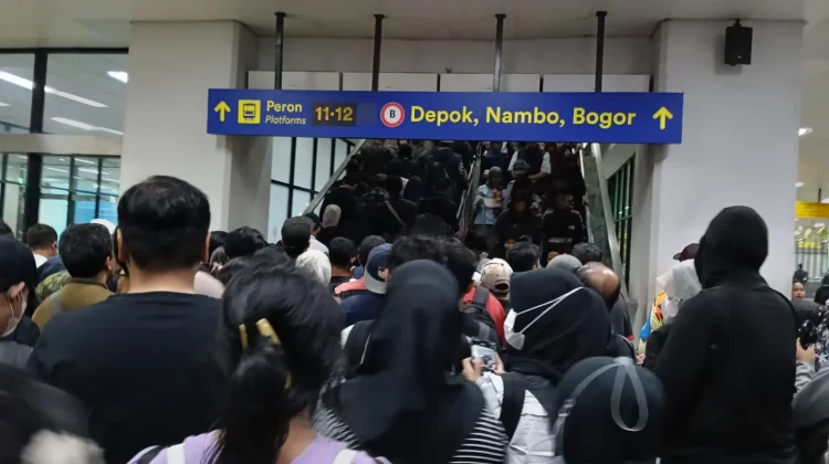 Pengguna Harian Mulai Dominasi Layanan Commuter Line Usai Lebaran