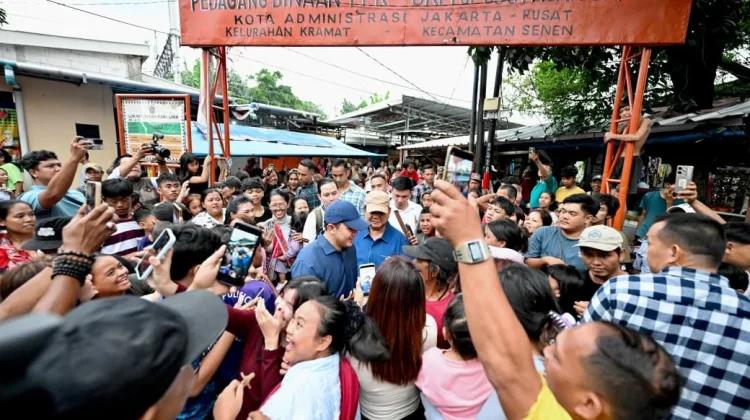 Haru Warga Bantaran Rel Kereta Api dikunjungi Perdana Presiden Prabowo