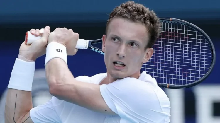 Singkirkan Fils, Lehecka Melaju ke Final ATP Masters 1000 Perdana di Miami