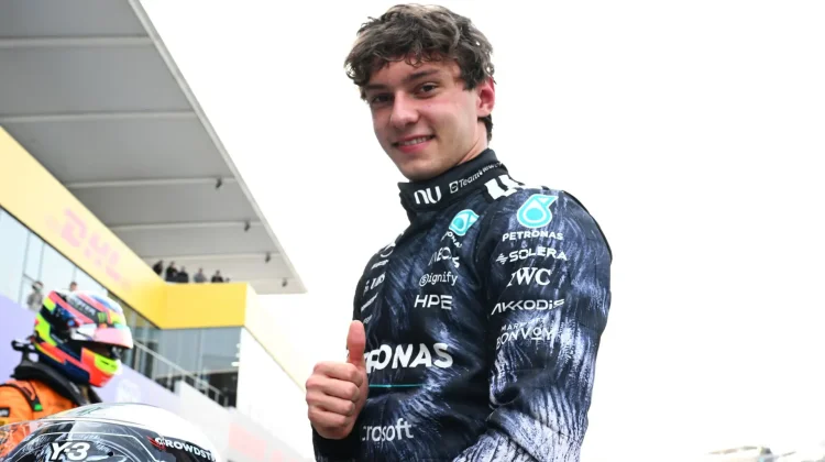 Antonelli Rebut 'Pole Position' di GP Jepang, Verstappen Tersingkir di Q2