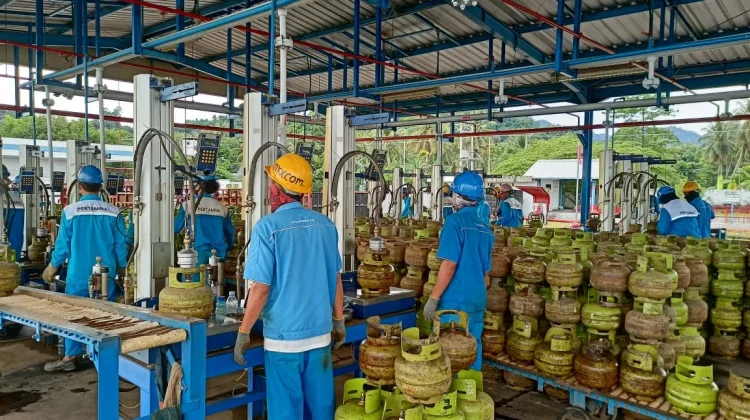 KemenESDM Pastikan Stok BBM-LPG Aman selama Arus Balik Lebaran