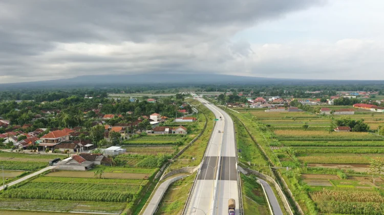 Lebih dari 3,5 Juta Kendaraan Melintas di Ruas Tol Regional Nusantara