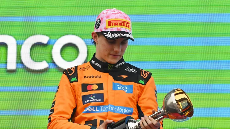 Dua Kali Gagal Balapan, Piastri Akhirnya Naik Podium di Jepang