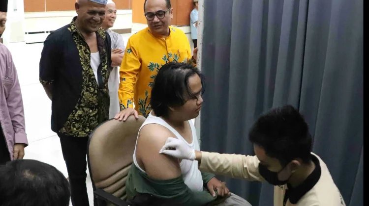 Ribuan Calon Haji Bekasi Mulai Jalani Vaksinasi Meningitis dan Polio