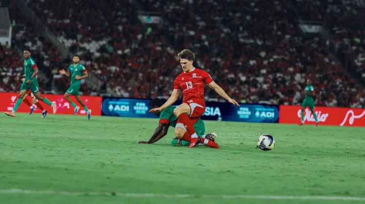 Herdman Jelaskan Alasan Panggil Jens Raven Gantikan Zijlstra