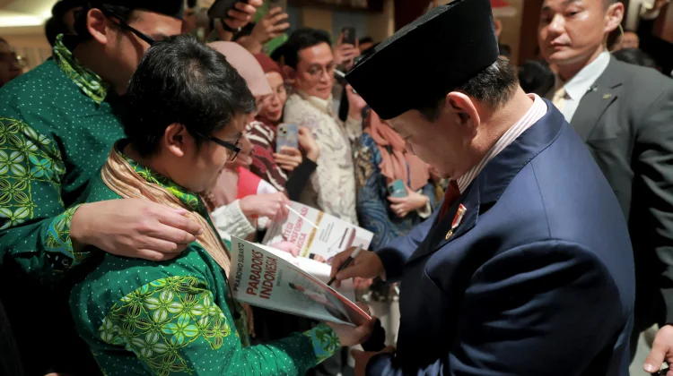Diaspora Indonesia Peroleh Tanda Tangan hingga Bertemu Presiden Prabowo di Tokyo