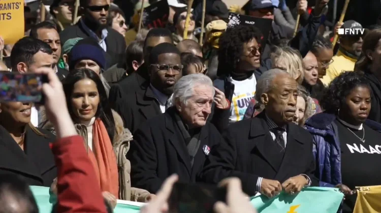 Aktor Robert De Niro Pimpin Aksi “No Kings” di New York, Kritik Keras Donald Trump