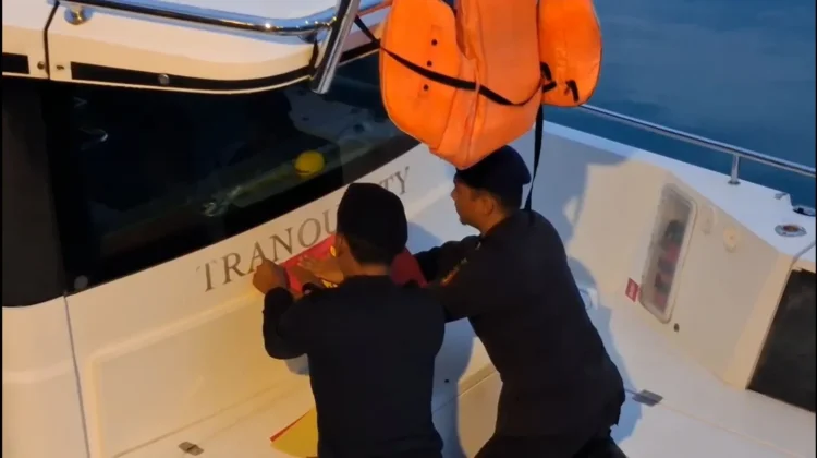 Bea Cukai – DJP Patroli Teluk Jakarta, Sejumlah Kapal Wisata Asing Disegel