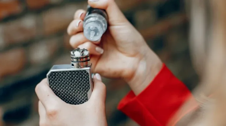 Singapura Perketat Pemeriksaan Perbatasan terhadap Vape Turis