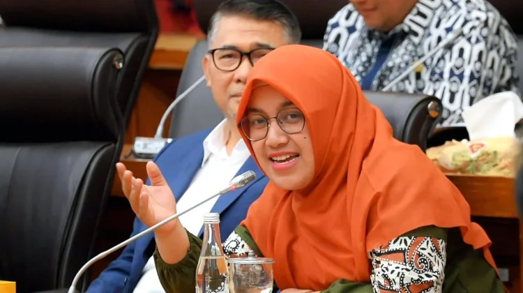 DPR Ingatkan Risiko APBN akibat Lonjakan Minyak