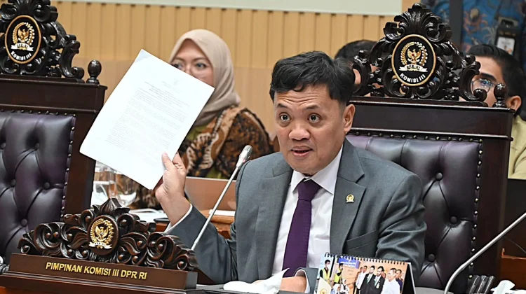 Komisi III DPR Mulai Bahas RUU Jabatan Hakim, Serap Masukan Publik