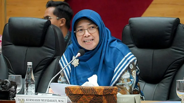 Komisi X DPR Temukan Kelurahan tanpa SMP-SMA Negeri, Sistem Zonasi Dinilai Tak Adil