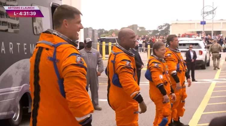 NASA Jelaskan Mengapa Astronot Artemis II Tak Akan Mendarat di Bulan