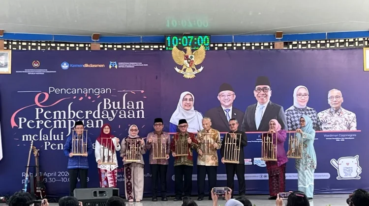 Bulan Pencanangan Perempuan Perkuat Pendidikan dan Literasi