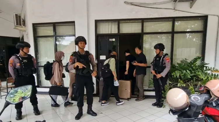 Polemik CCTV Penggeledahan Rumah Waketu DPRD Jabar, Pengacara Bantah Versi KPK