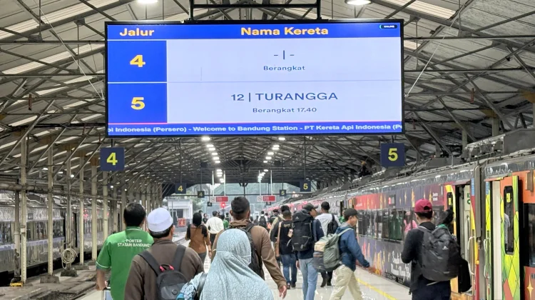 Proyeksi Penumpang Kereta Api Capai 183.157 Orang pada Libur Panjang