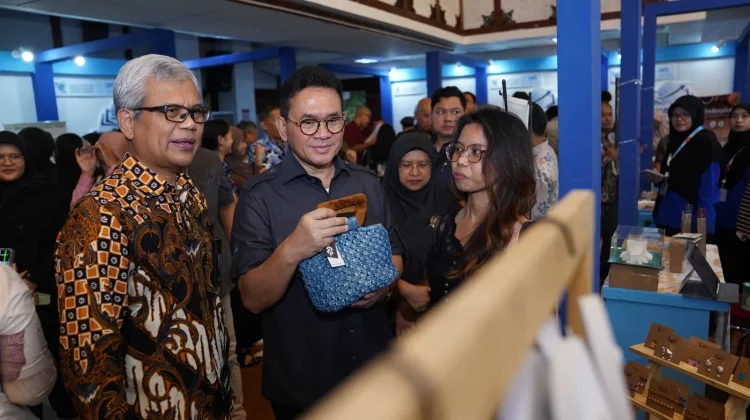 Sedhah Corner Berdayakan Warga Surakarta lewat UMKM Kerajinan Kreatif