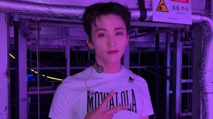 Mark Tinggalkan NCT dan SM Entertainment setelah 10 Tahun