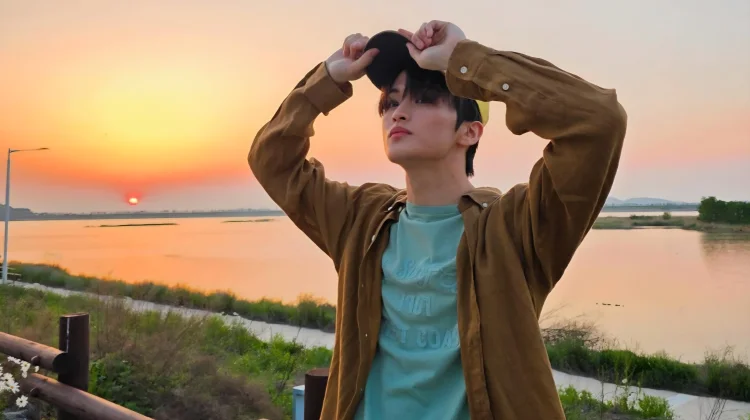 Mark Lee Resmi Tinggalkan NCT dan SM Entertainment