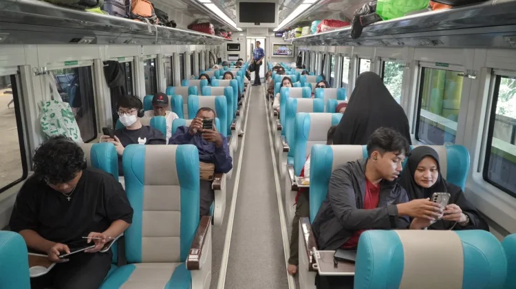 Layani Lonjakan Penumpang, KAI Daop 1 Operasikan 85 KA saat Libur Paskah