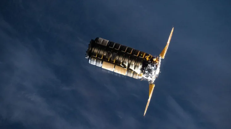 Misi CRS-24 Diluncurkan 8 April, Bawa 5 Ton Eksperimen dan Perangkat ISS