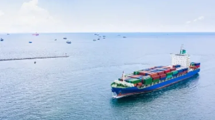 Rute Kargo Mesir–Italia Jadi Alternatif di tengah Gangguan Jalur Pelayaran Global