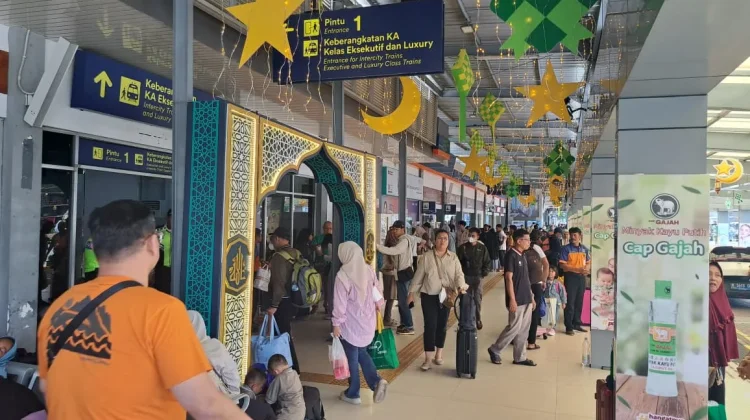 Mobilitas Angkutan Lebaran 2026 KAI Group Capai Rekor Tertinggi