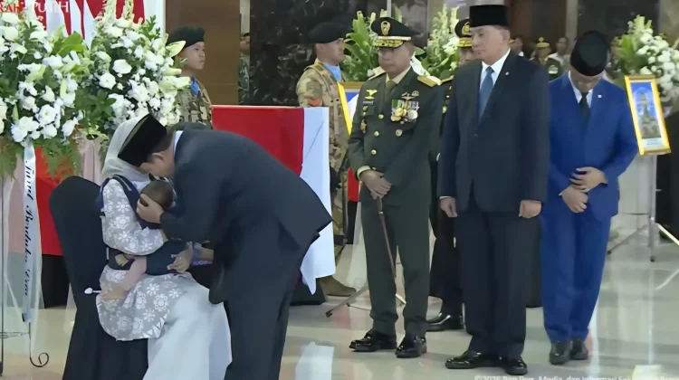 Negara Hadir dalam Duka: Pelukan Presiden untuk Anak Prajurit