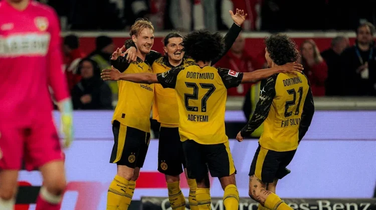 Dortmund Menang 2-0 atas Stuttgart, Gregor Kobel Nilai Pertahanan Timnya Kuat