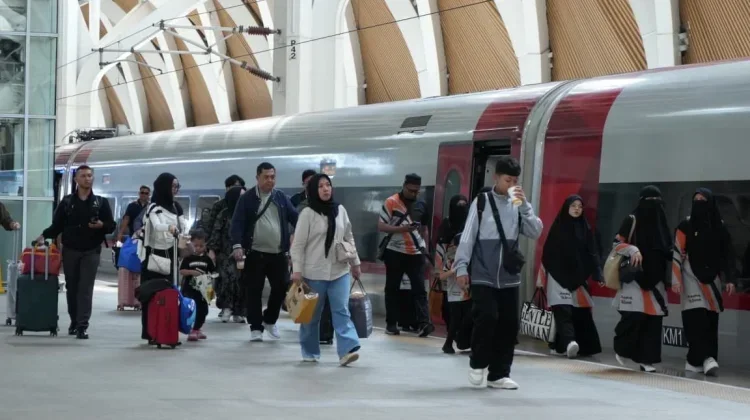 KCIC Pastikan Whoosh Tetap Aman saat Cuaca Ekstrem