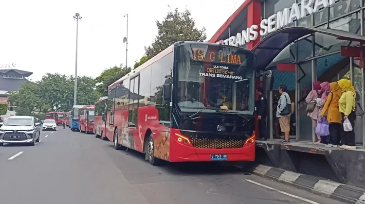 Komisi V Dorong Pemerintah Buat Langkah Revolusioner Sistem Transportasi Publik