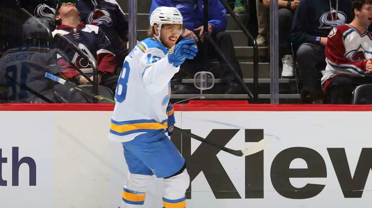 Hat-trick Pertama Robert Thomas Bawa Blues Tundukkan Avalanche