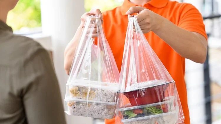 Ketum APPBI: Harga Plastik Naik akibat Gangguan Pasokan Nafta Global