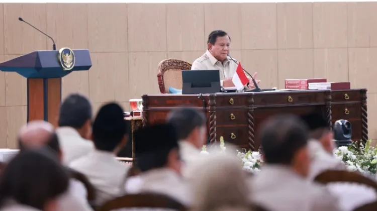 Presiden Kumpulkan Menteri, Wamen, hingga Eselon I di Istana
