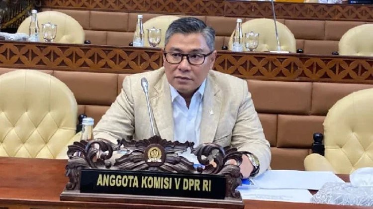 Penanganan Abrasi Pantai Bali, DPR Singgung Efektivitas Metode Pengisian Pasir