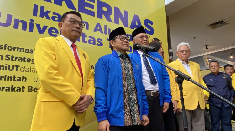 Menko PM Dorong Alumni UT Jadi Agen Pemberdayaan Ekonomi