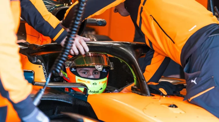 Fornaroli Tuntaskan Tes Kedua F1 Bersama McLaren di Silverstone