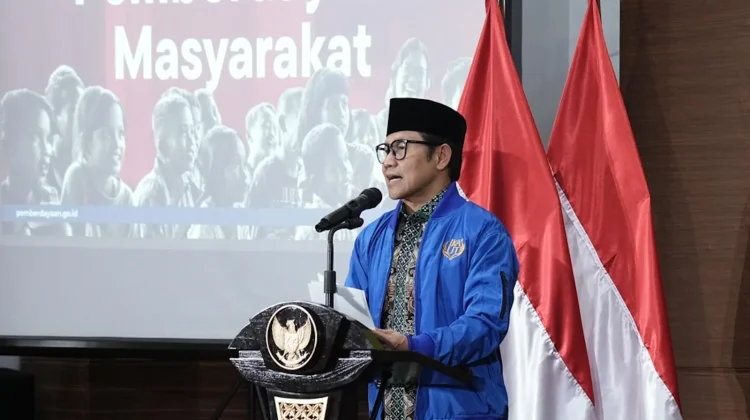 Menko PM Dorong Alumni UT Jadi Kekuatan Transformasi Bangsa