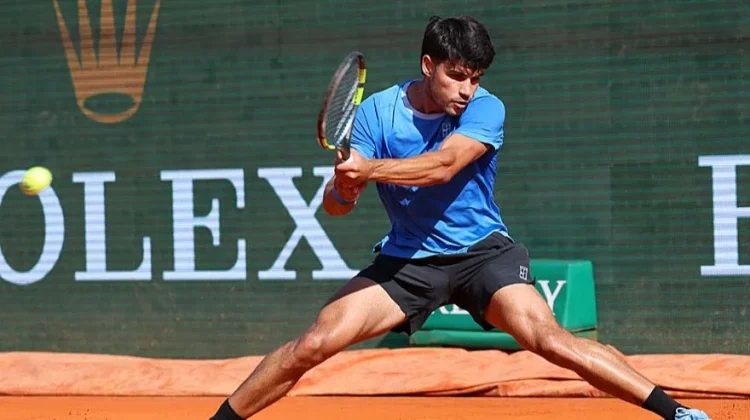 Alcaraz Bangkit dari Tekanan, Amankan Perempat Final Monte-Carlo